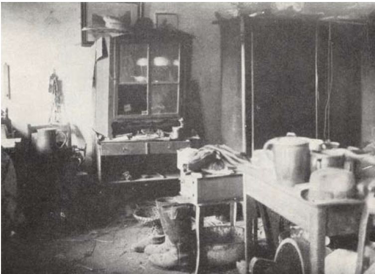 Pokój, w którym mordował Karl Denke. Źródło: Z ciemnych kart historii Ziębic – Masowy morderca i kanibal Karl Denke. Autor: dr Lucyna Biały